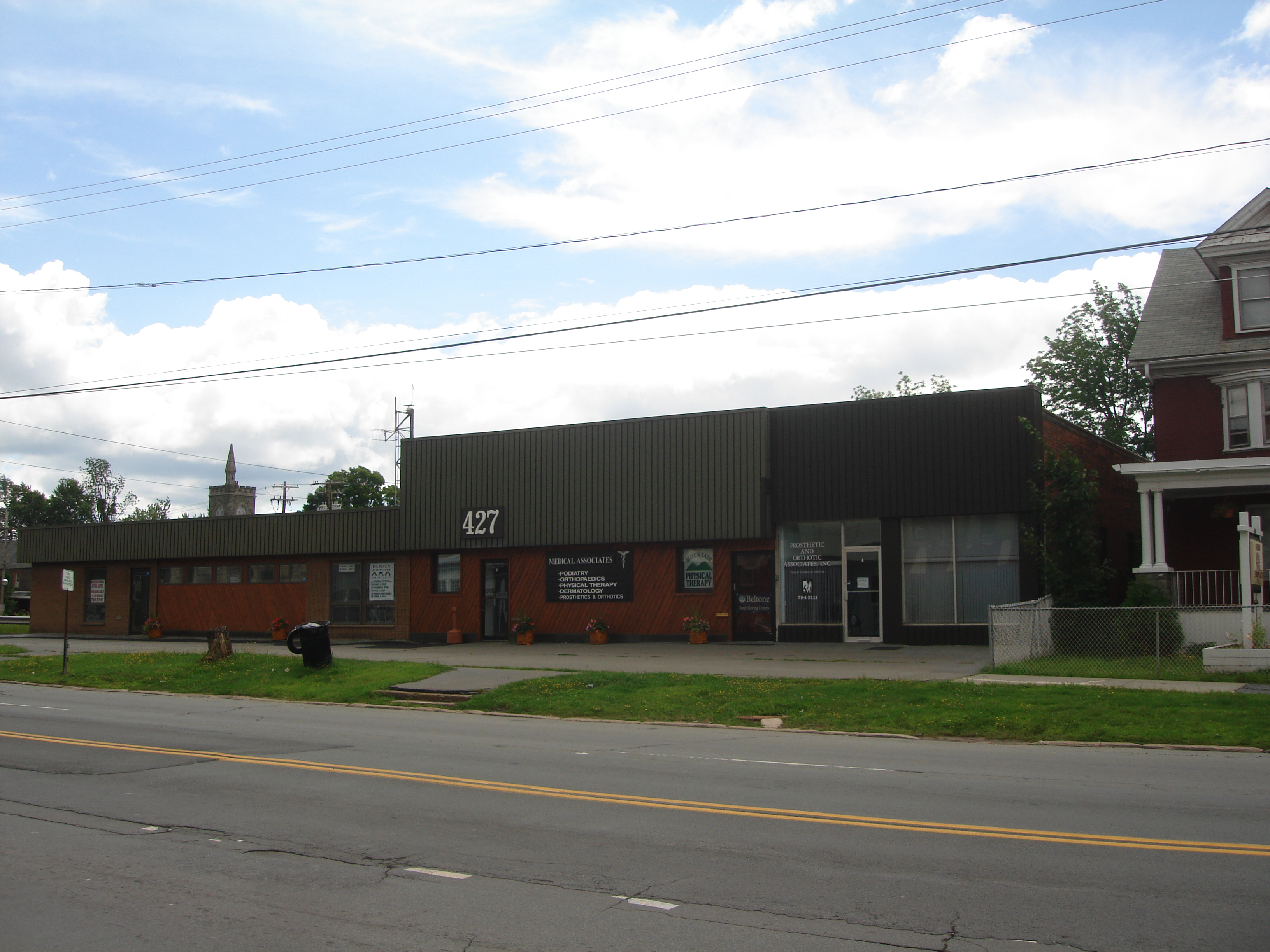 BroadwayS427a.jpg