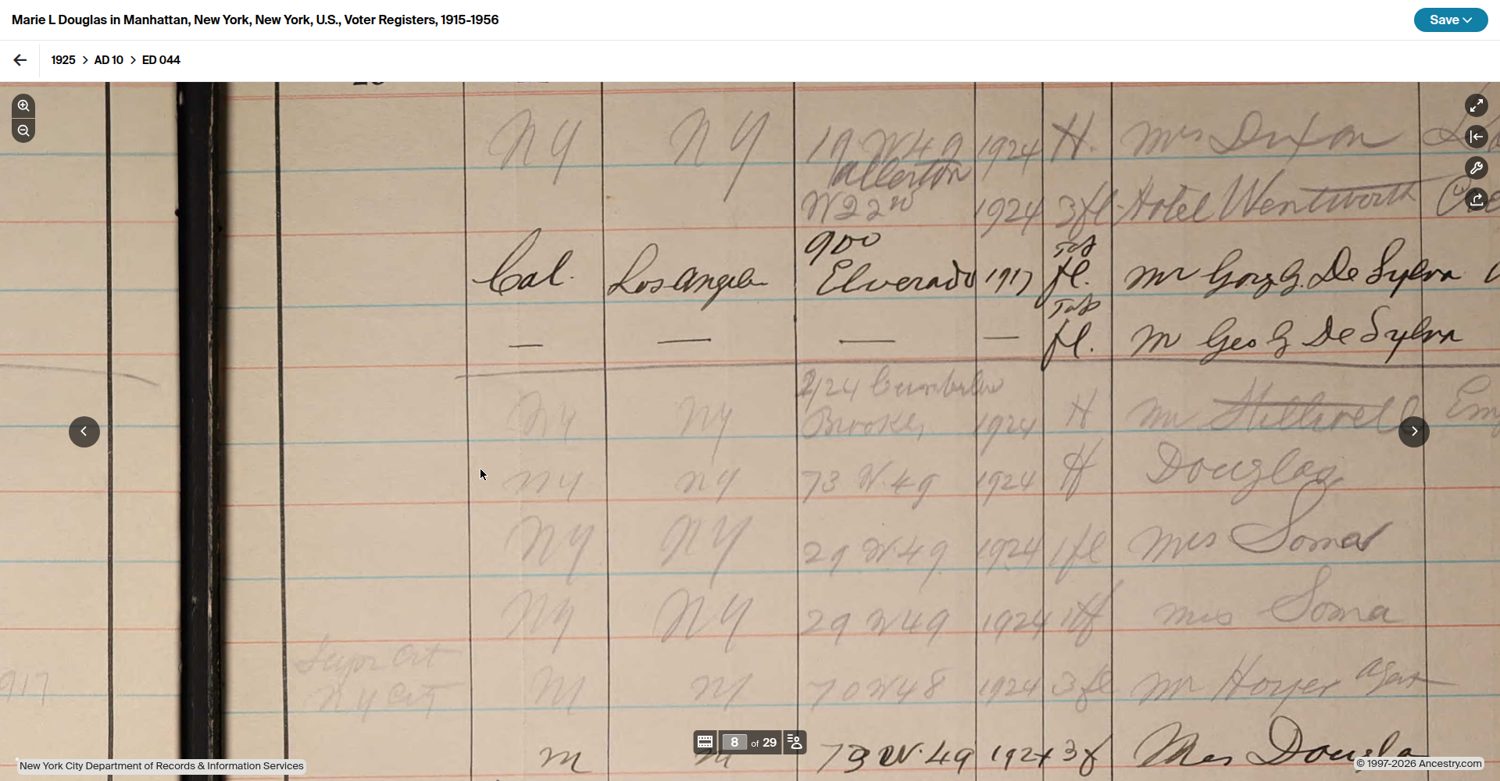 Facing page of the 1925 register: the signature column, with Marie L. Douglas's own signature